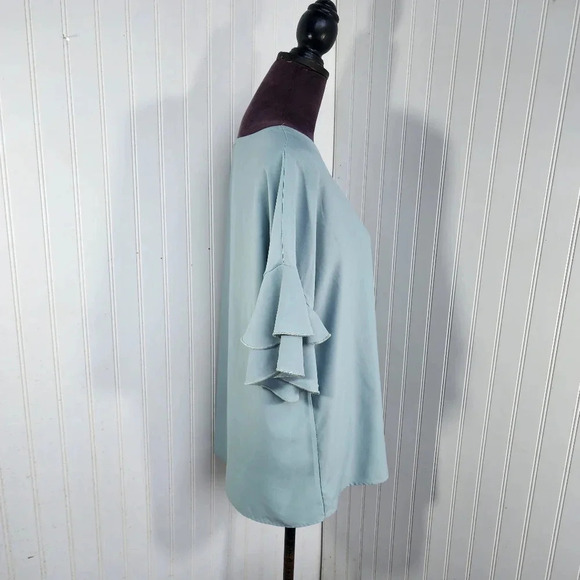 Les Amis Womens Pullover Blouse Aqua Blue Flutter Ruffle Short Sleeve Sz L - Picture 4 of 10